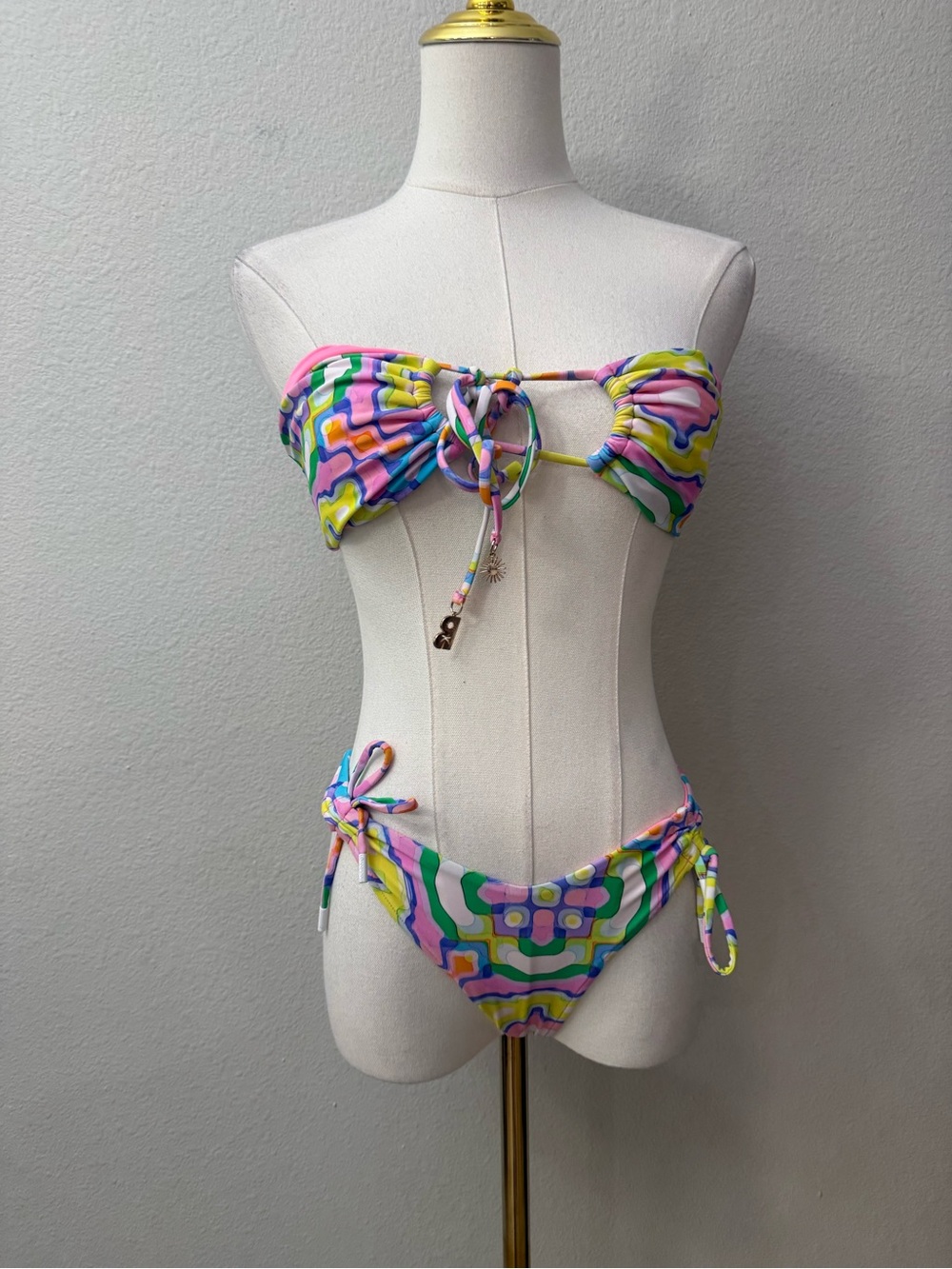 Blackbough Multicolor Retro Wave Bandeau Bikini
